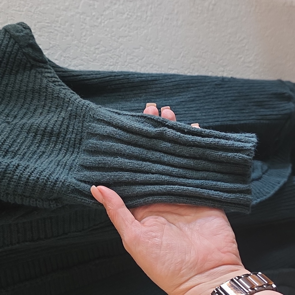 BloomChic Supersoft Essentials Batwing Sleeve Cab… - image 5